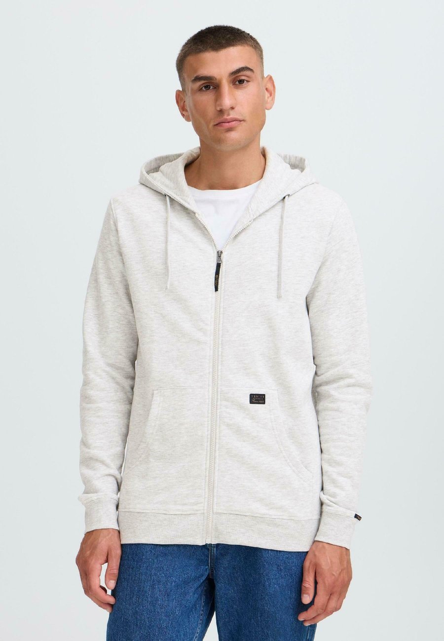 Толстовка Solid SDAUPO, Light Grey Melange/Off-White, Белый, Толстовка Solid SDAUPO, Light Grey Melange/Off-White
Толстовка Solid SDAUPO, Light Grey Melange/Off-White, Белый, Толстовка Solid SDAUPO, Light Grey Melange/Off-White