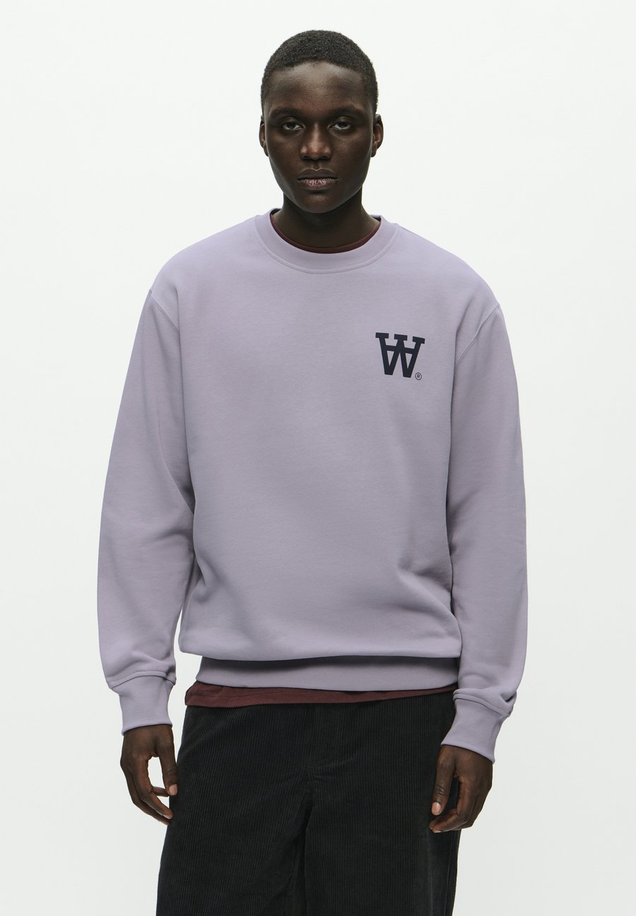 Толстовка DOUBLE A BY W.W. WWNOEL AA SWEATSHIRT, Minimal Gray/Purple, Фиолетовый, Толстовка DOUBLE A BY W.W. WWNOEL AA SWEATSHIRT, Minimal Gray/Purple
Толстовка DOUBLE A BY W.W. WWNOEL AA SWEATSHIRT, Minimal Gray/Purple, Фиолетовый, Толстовка DOUBLE A BY W.W. WWNOEL AA SWEATSHIRT, Minimal Gray/Purple