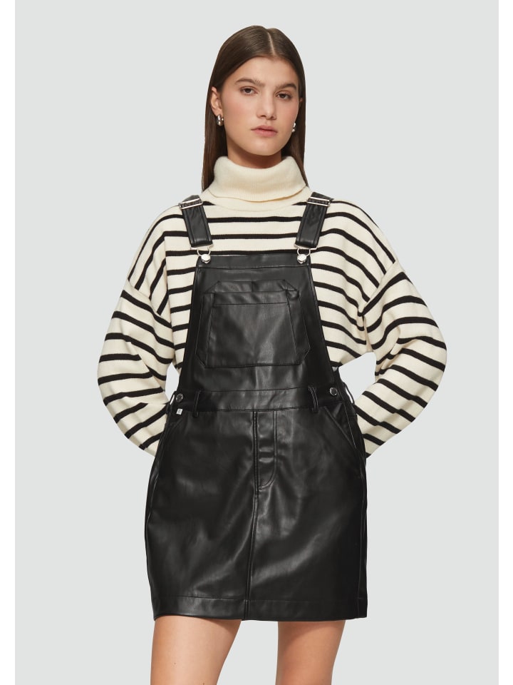 Короткое платье QS Kleid kurz, черный
Короткое платье QS Kleid kurz, черный