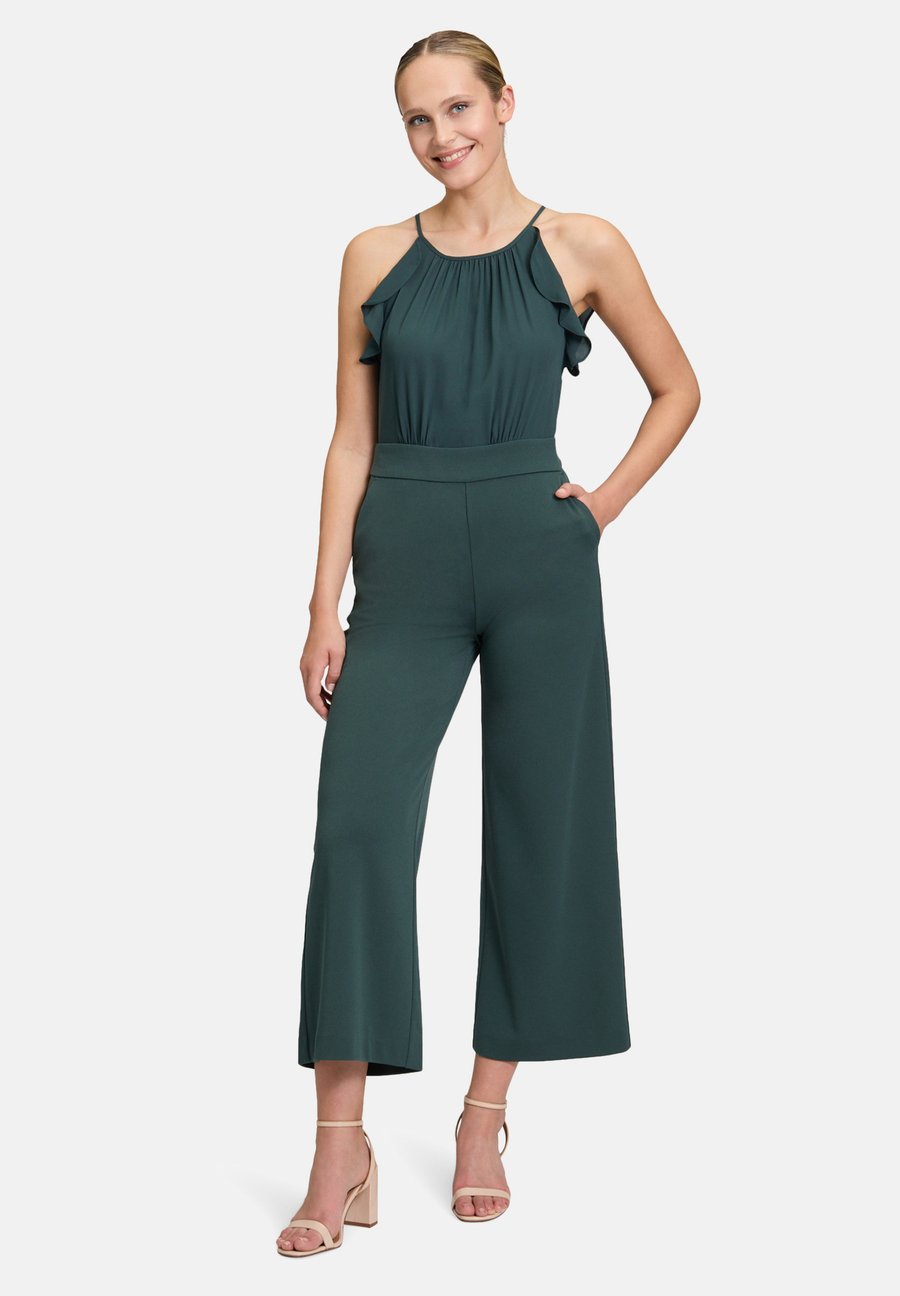 Комбинезон Vera Mont Jumpsuit, Dusty Slate/Dark Green
Комбинезон Vera Mont Jumpsuit, Dusty Slate/Dark Green