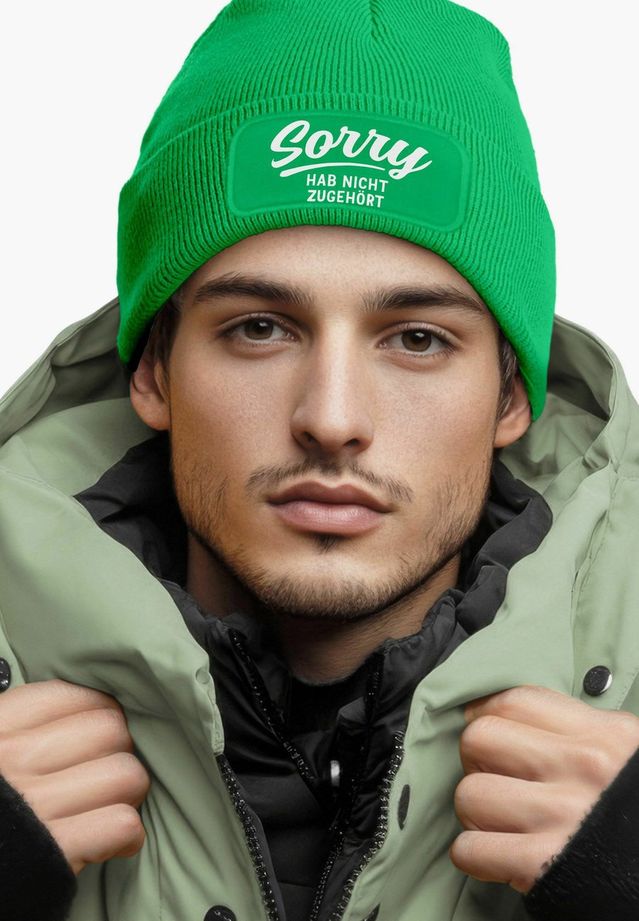 Шапка MoonWorks PATCH MIT SPRUCH LUSTIG, Sorry Grün/Green
Шапка MoonWorks PATCH MIT SPRUCH LUSTIG, Sorry Grün/Green