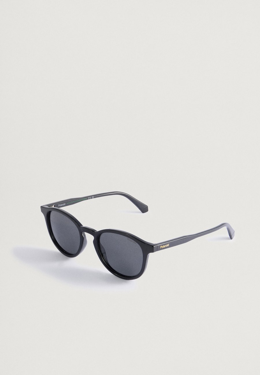 Солнцезащитные очки Polaroid UNISEX, Black
Солнцезащитные очки Polaroid UNISEX, Black