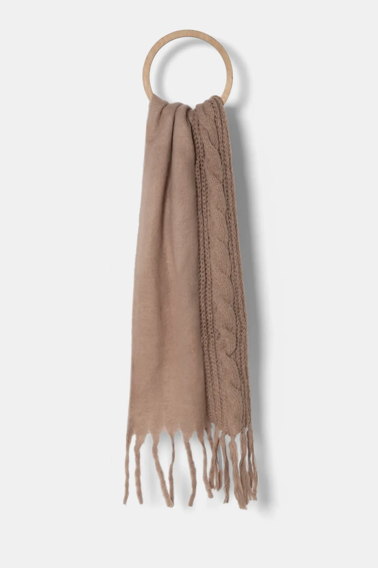 Шарф Answear Lab, бежевый 
Шарф Answear Lab, бежевый