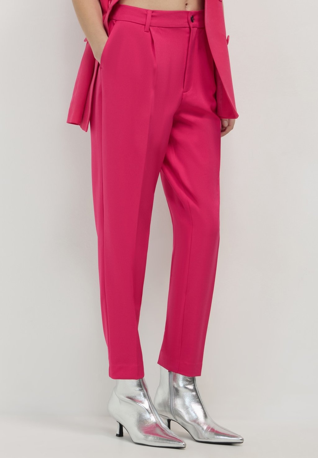 Брюки TINTA UNITA Calliope, розовый
Брюки TINTA UNITA Calliope, розовый