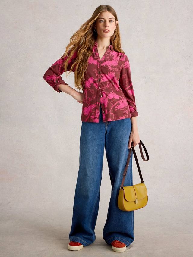 Футболка Annie с абстрактным цветочным принтом White Stuff, Plum/Multi
Футболка Annie с абстрактным цветочным принтом White Stuff, Plum/Multi