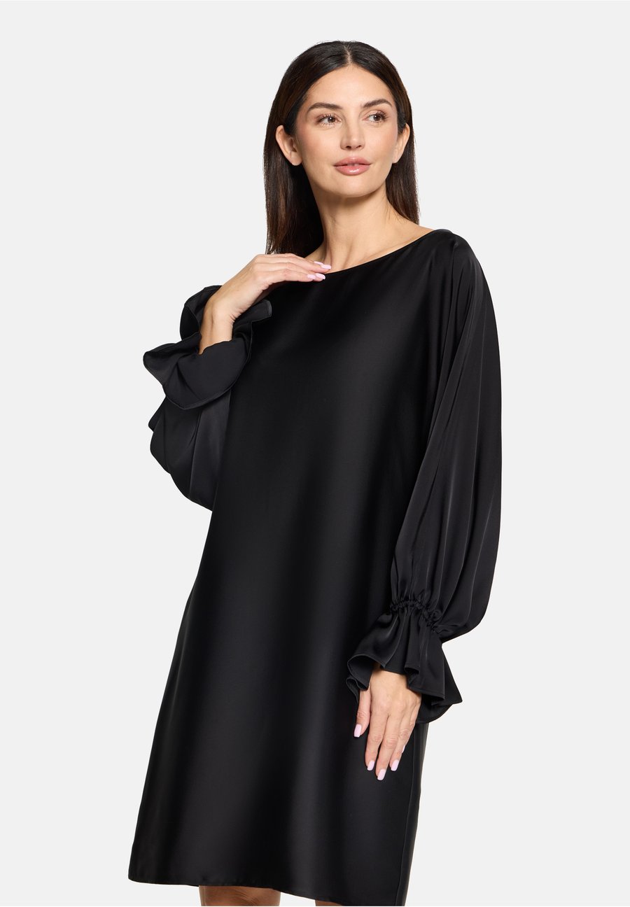 Платье Betty Barclay Day dress, Schwarz/Black
Платье Betty Barclay Day dress, Schwarz/Black