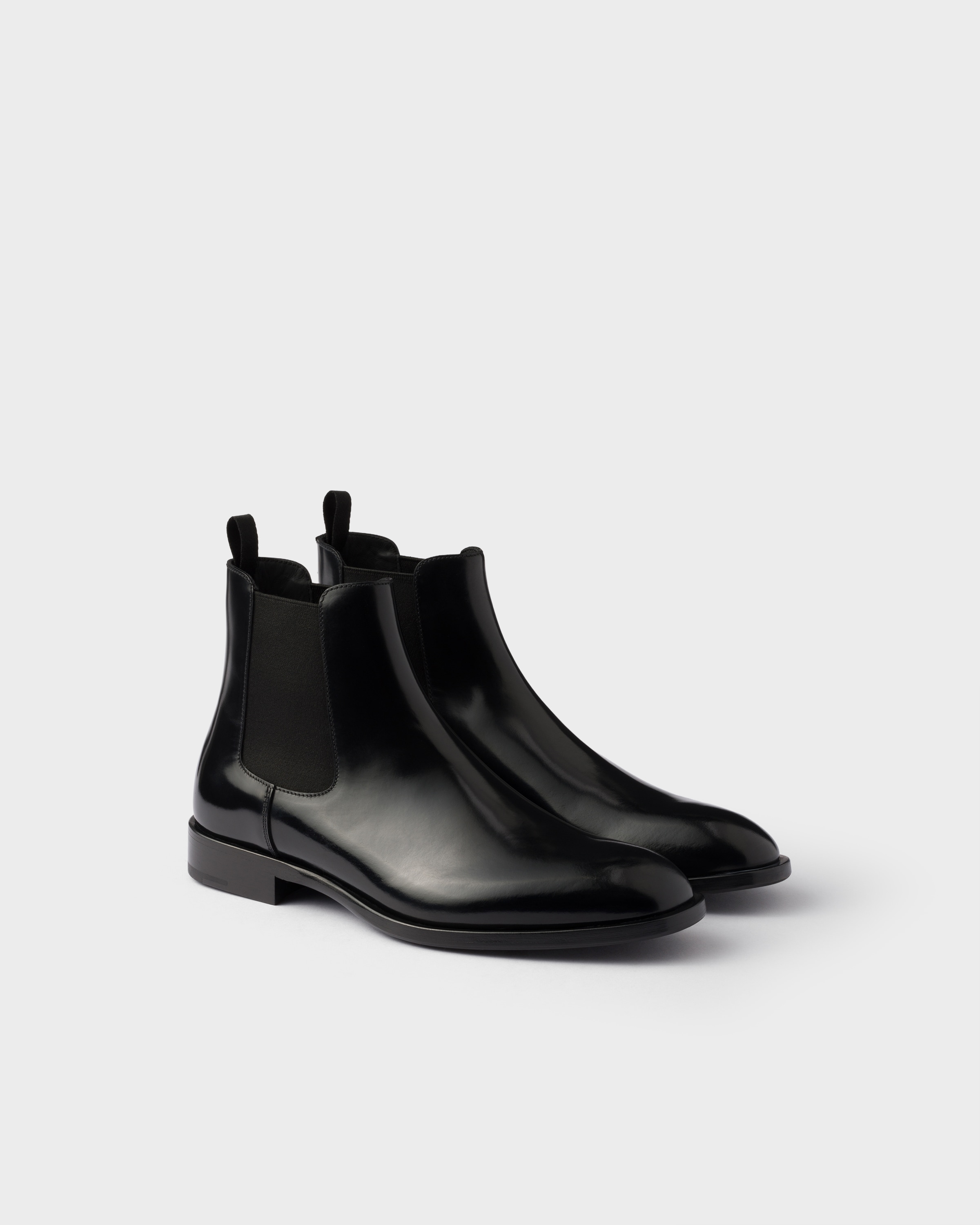 Челси из полированной кожи Prada, черный
Челси из полированной кожи Prada, черный