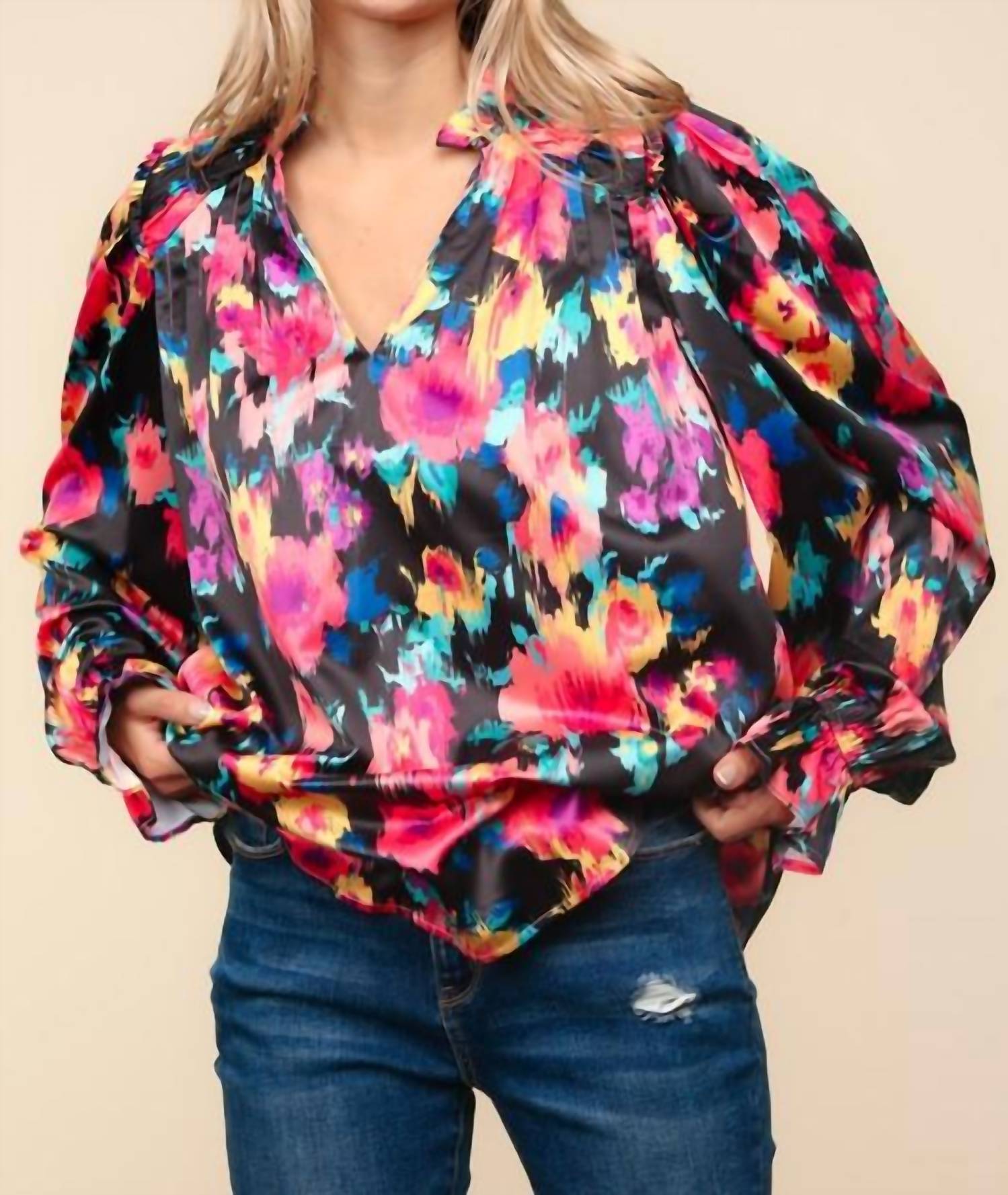 Атласная блузка с цветочным принтом и рукавами-фонариками в цвете Multi Haptics 
Атласная блузка с цветочным принтом и рукавами-фонариками в цвете Multi Haptics