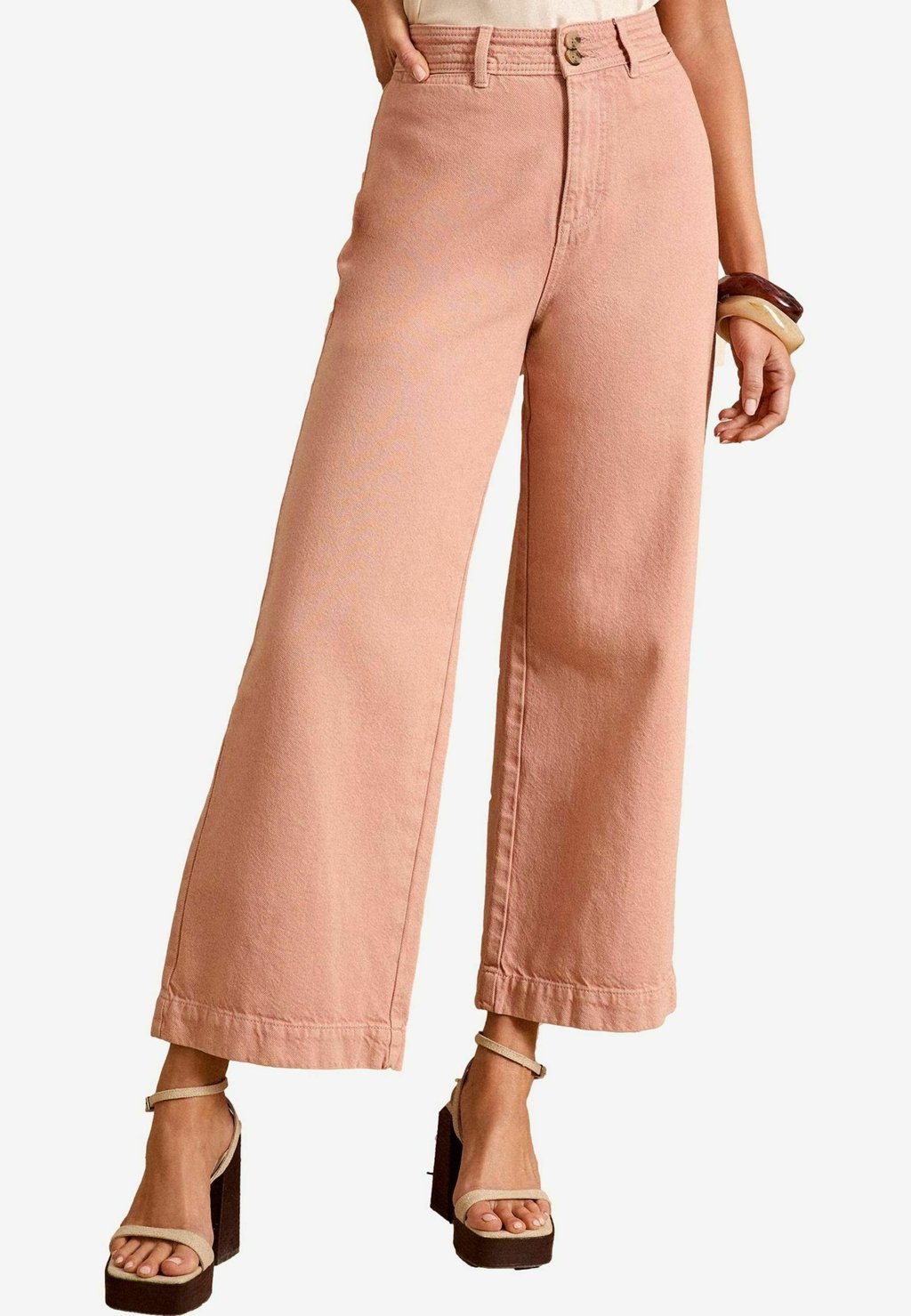 Расклешенные джинсы REGULAR FIT - DOUBLE BUTTON WAISTBAND CROP Love & Roses, розовый
Расклешенные джинсы REGULAR FIT - DOUBLE BUTTON WAISTBAND CROP Love & Roses, розовый