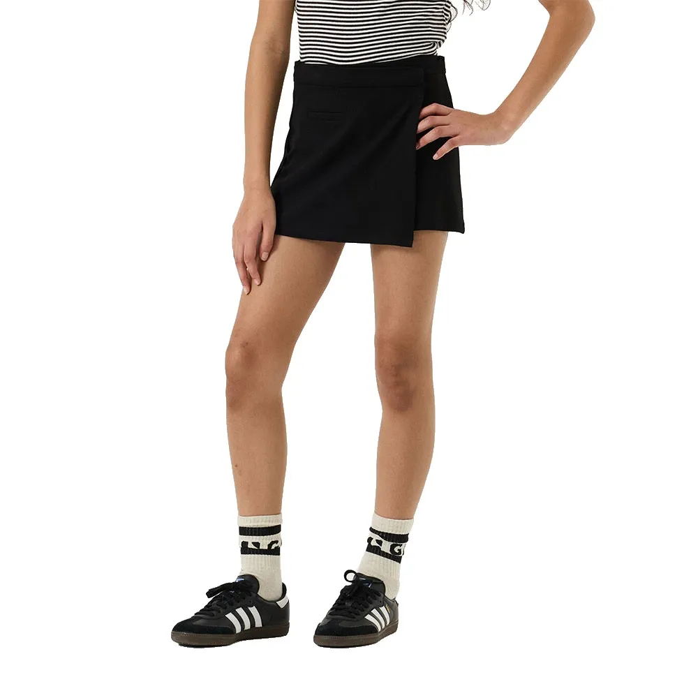 Шорты Garcia N262730, черный
Шорты Garcia N262730, черный