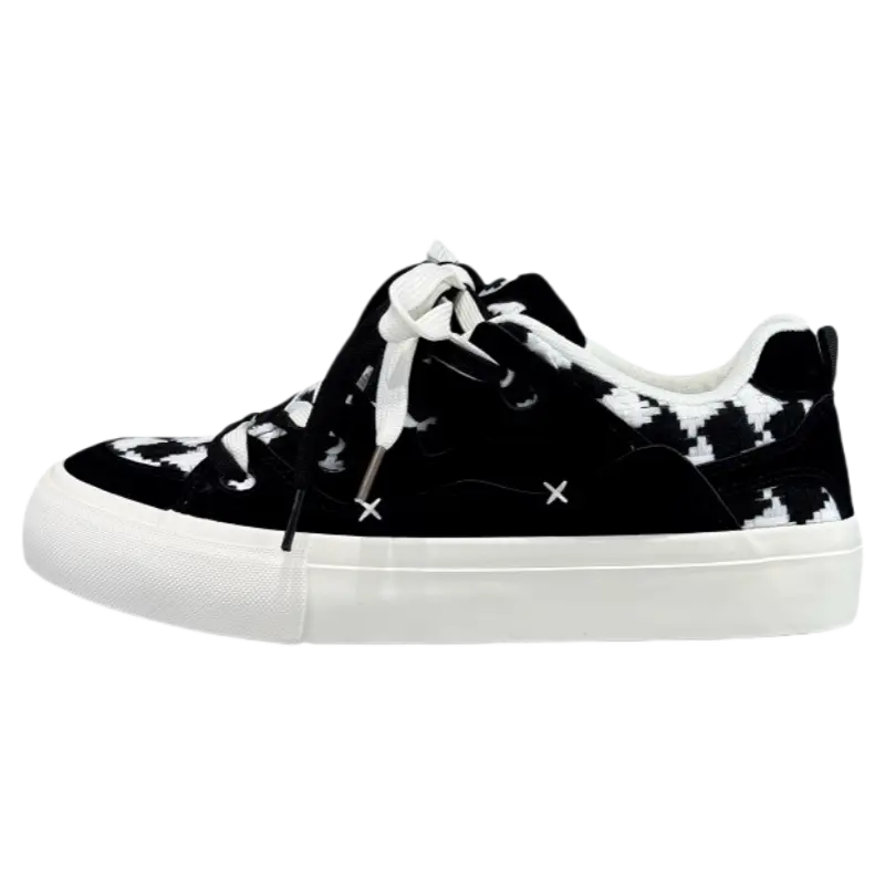 JimiXiong Низкие скейтерские кроссовки мужские черно-белые, цвет Black White
JimiXiong Низкие скейтерские кроссовки мужские черно-белые, цвет Black White