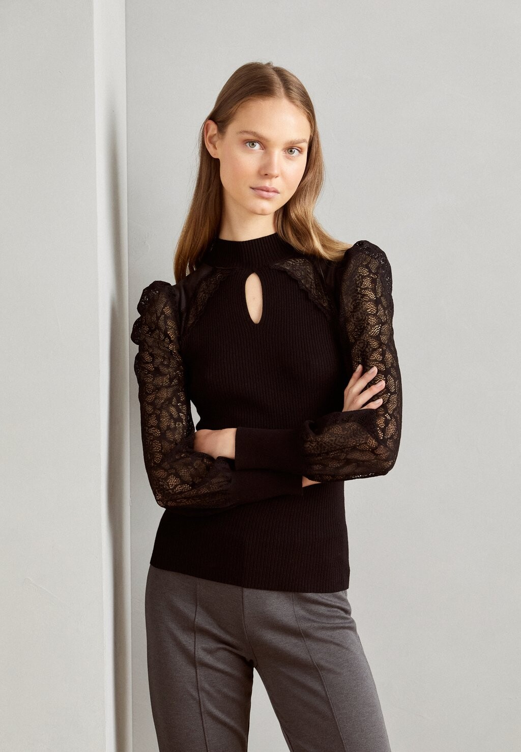 Свитшот Morgan, цвет noir 
Свитшот Morgan, цвет noir