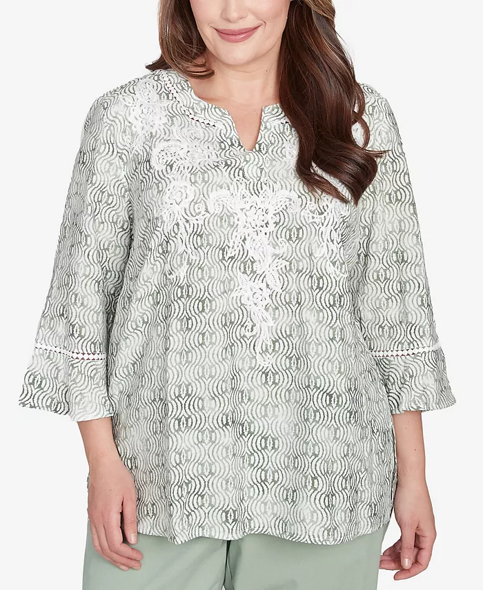 Топ Санта-Фе с расклешенными рукавами и геометрической вышивкой больших размеров Alfred Dunner, зеленый
Топ Санта-Фе с расклешенными рукавами и геометрической вышивкой больших размеров Alfred Dunner, зеленый