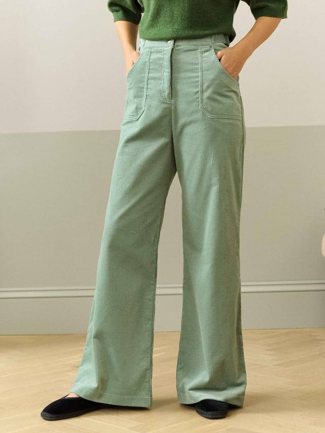 Вельветовые широкие брюки Brora, цвет Eau De Nil
Вельветовые широкие брюки Brora, цвет Eau De Nil