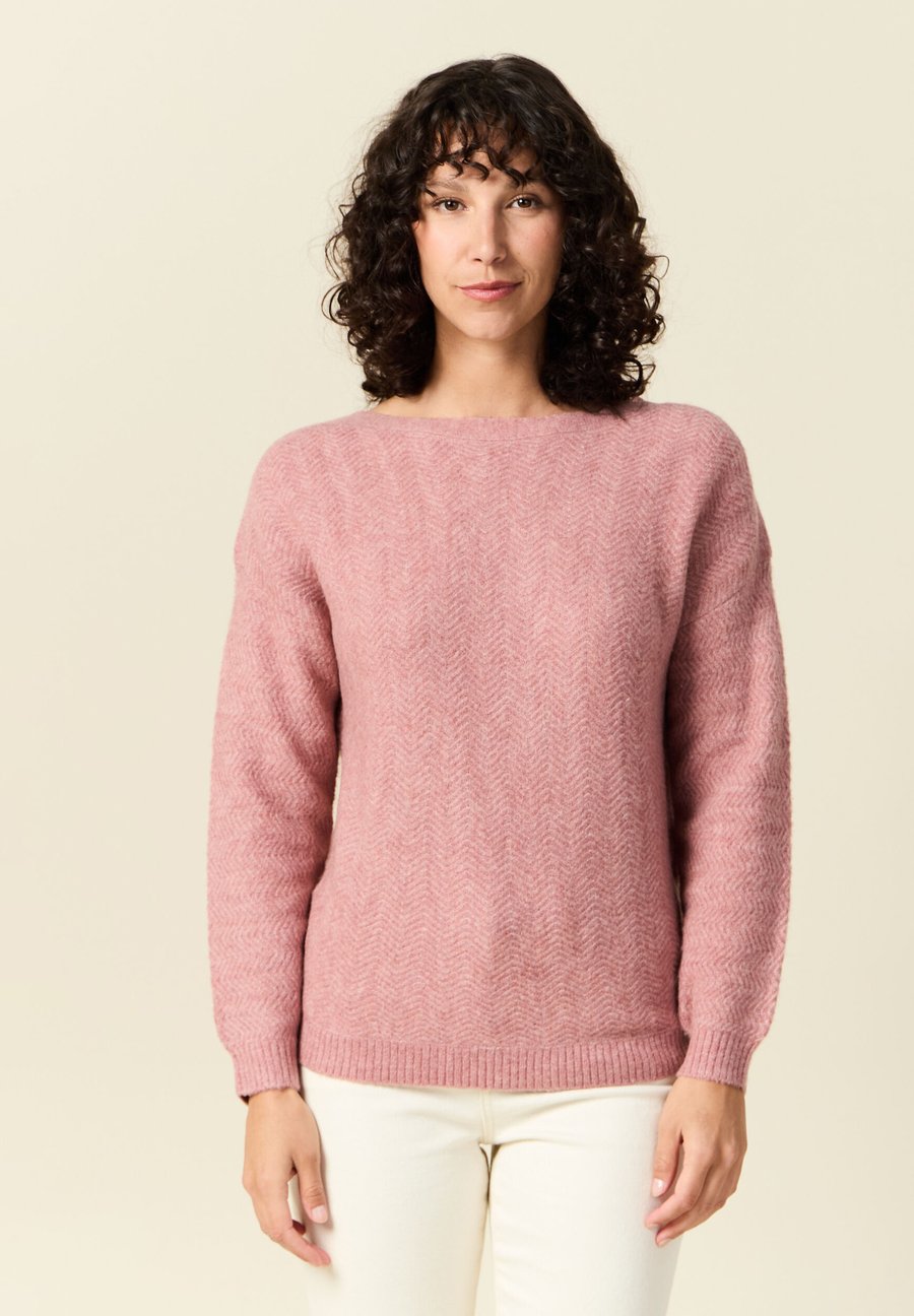 Джемпер BONOBO Jeans LANGÄRMLIGER PULLOVER, Rose Pastel/Light Pink
Джемпер BONOBO Jeans LANGÄRMLIGER PULLOVER, Rose Pastel/Light Pink