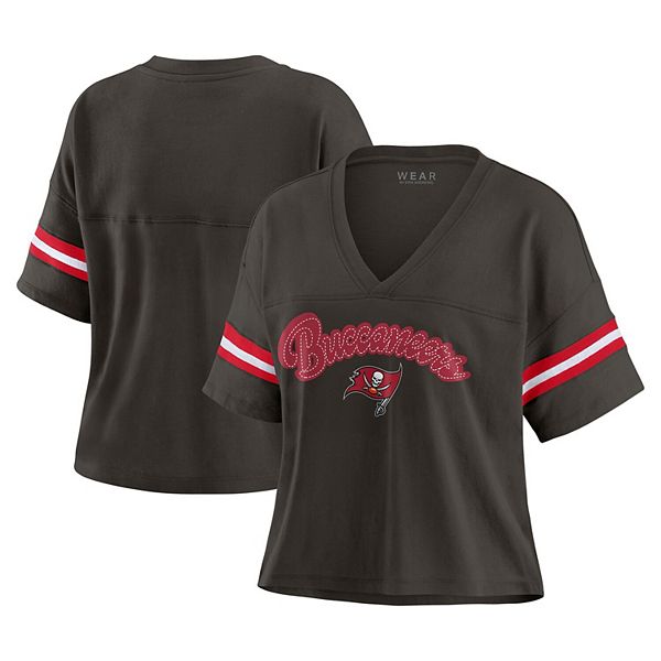 Женская футболка Tampa Bay Buccaneers plus size color block с V-образным вырезом Wear By Erin Andrews
Женская футболка Tampa Bay Buccaneers plus size color block с V-образным вырезом Wear By Erin Andrews