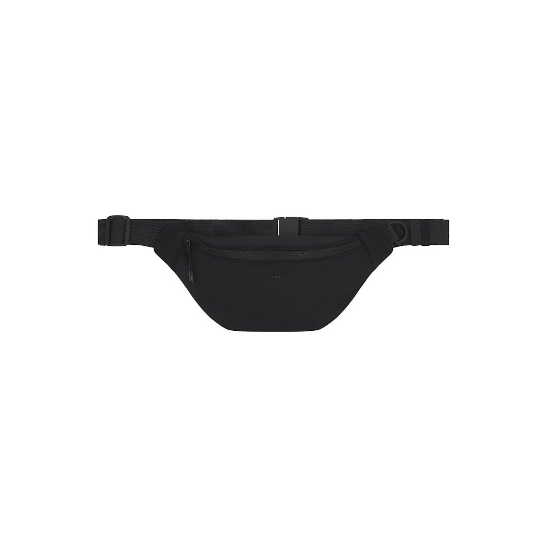Поясная сумка Nike x SKIMS Accessories Fanny Pack, черный
Поясная сумка Nike x SKIMS Accessories Fanny Pack, черный