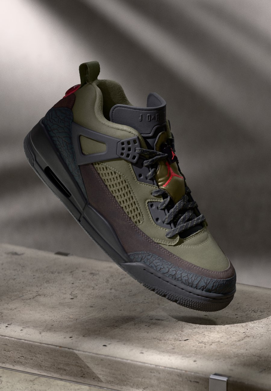Кроссовки Jordan JORDAN SPIZIKE V2, Medium Olive/University Red/Black/Baroque Brown/Olive
Кроссовки Jordan JORDAN SPIZIKE V2, Medium Olive/University Red/Black/Baroque Brown/Olive