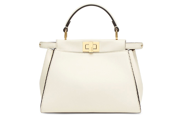 Сумки Peekaboo FENDI, basic set (bag+dust bag)
Сумки Peekaboo FENDI, basic set (bag+dust bag)