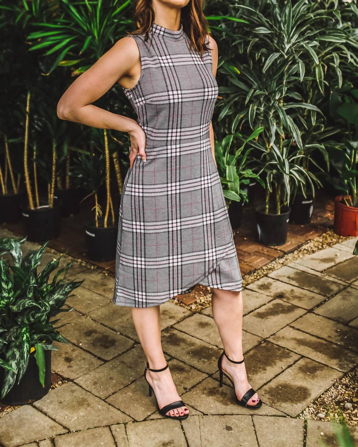 Платье Alyssa черного цвета Leota
Платье Alyssa черного цвета Leota