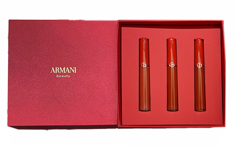 GIORGIO ARMANI Набор жидких помад Redtube Christmas Limited Edition, 3 шт, увлажняющий
GIORGIO ARMANI Набор жидких помад Redtube Christmas Limited Edition, 3 шт, увлажняющий