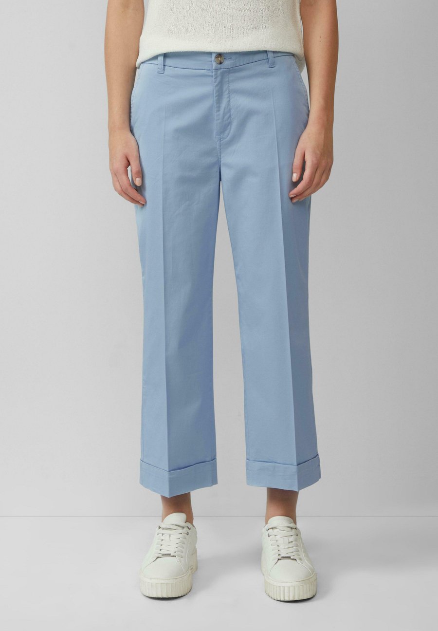Брюки s.Oliver Trousers, Hellblau/Light Blue
Брюки s.Oliver Trousers, Hellblau/Light Blue
