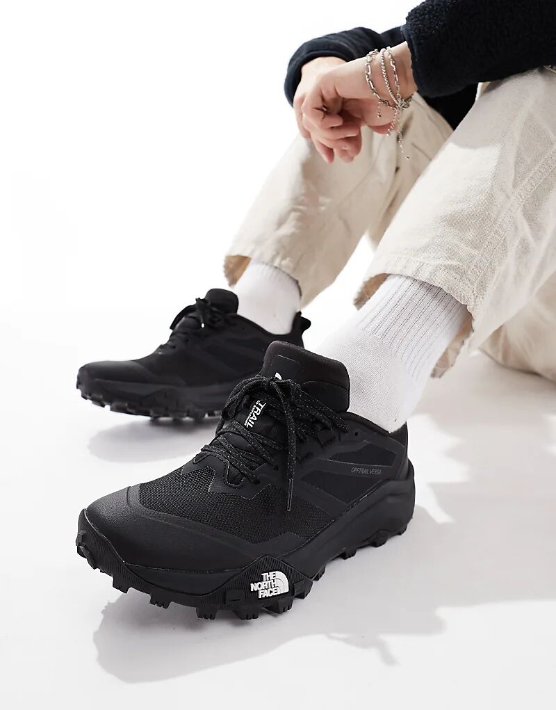 The North Face – Offtrail Versa – кроссовки для бега по пересеченной местности в цвете TNF черный/TNF белый 
The North Face – Offtrail Versa – кроссовки для бега по пересеченной местности в цвете TNF черный/TNF белый