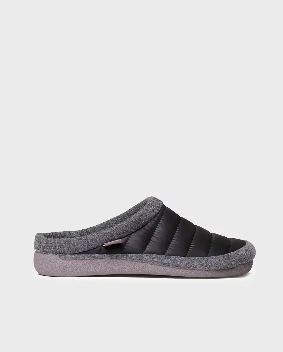 Войлочные мужские домашние тапочки Toni Pons, черный
Войлочные мужские домашние тапочки Toni Pons, черный