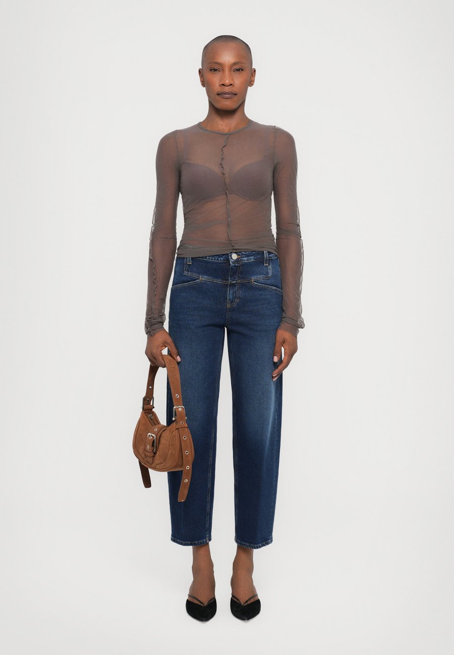 Сумка Osoi HOBO BROCLE, Brown
Сумка Osoi HOBO BROCLE, Brown