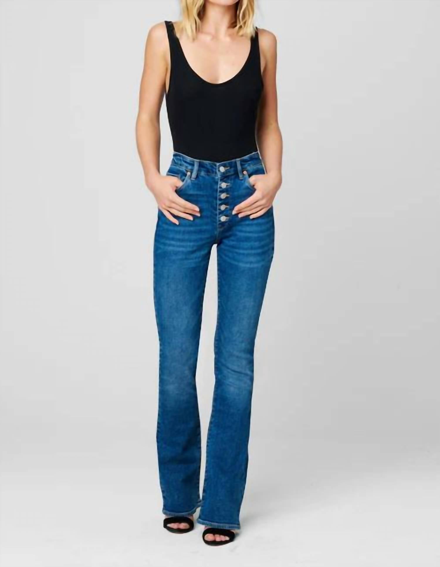 Мини-джинсы с высокой посадкой The Hoyt Making History Boot Cut Exposed Button BLANKNYC
Мини-джинсы с высокой посадкой The Hoyt Making History Boot Cut Exposed Button BLANKNYC