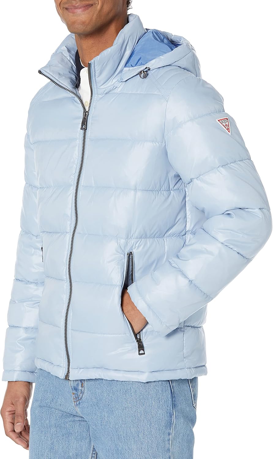 Куртка-пуховик Mid-weight с отстегивающимся капюшоном GUESS, Powder Blue
Куртка-пуховик Mid-weight с отстегивающимся капюшоном GUESS, Powder Blue
