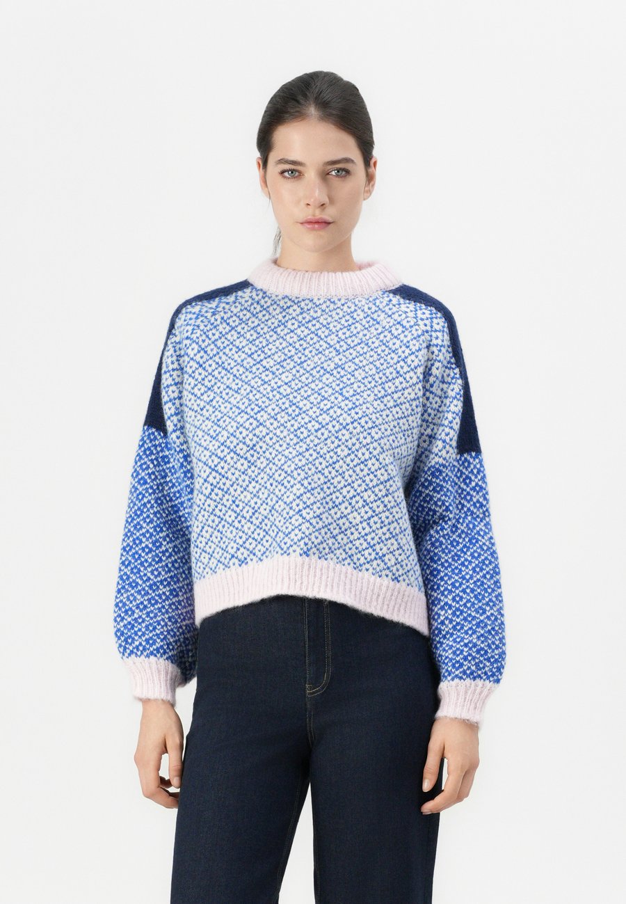 Джемпер Pieces PCREMIX HIGH NECK, Birch/Off-White
Джемпер Pieces PCREMIX HIGH NECK, Birch/Off-White