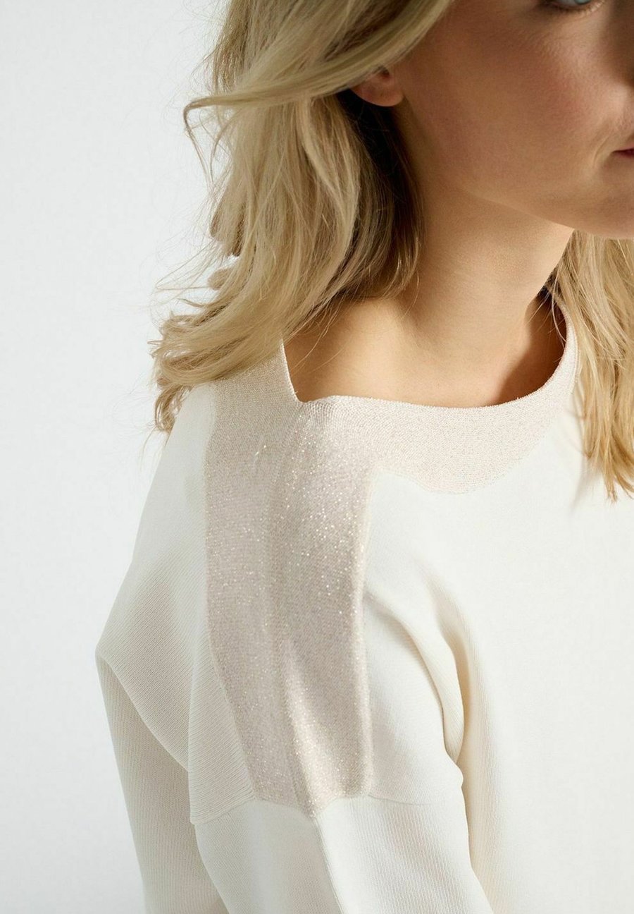 Джемпер Marie Méro Jumper, Cream/Beige
Джемпер Marie Méro Jumper, Cream/Beige