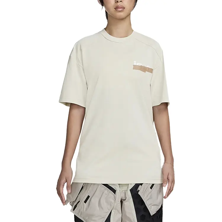 Футболка Ispa Nike, светло-бежевая
Футболка Ispa Nike, светло-бежевая