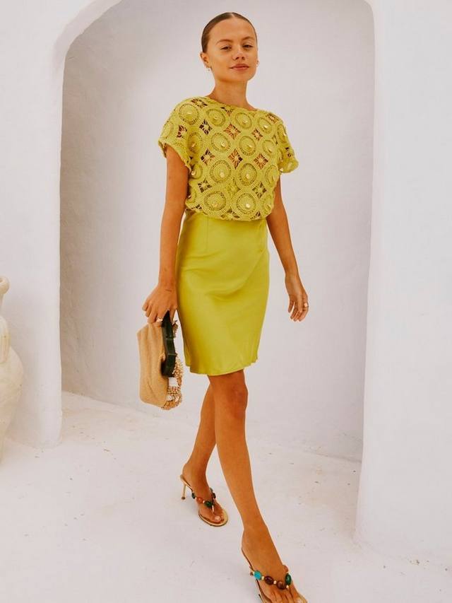 Вязаное крючком атласное платье-юбка Never Fully Dressed, оливковый
Вязаное крючком атласное платье-юбка Never Fully Dressed, оливковый