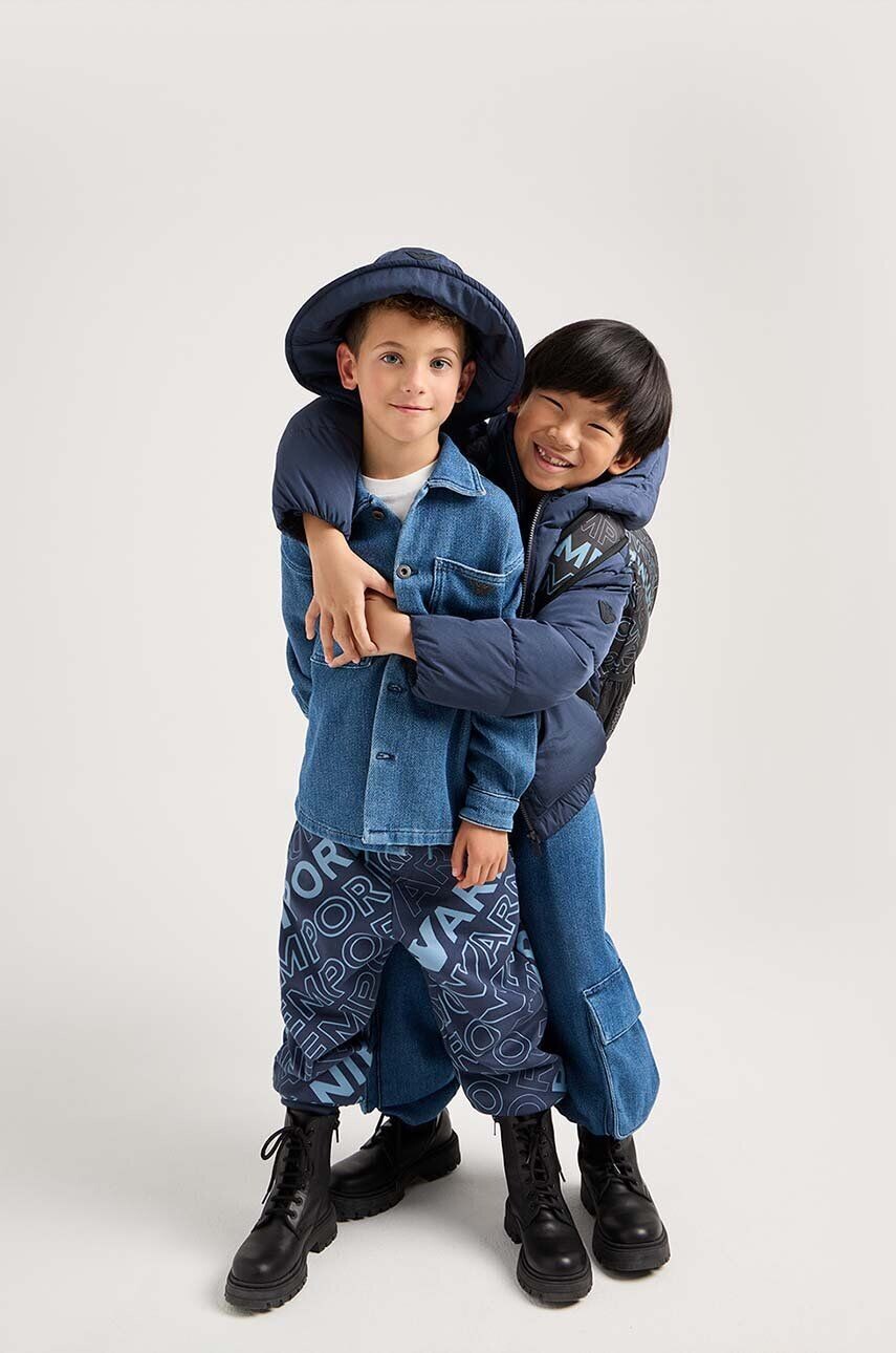 Джинсовая куртка для мальчика Emporio Armani, синий
Джинсовая куртка для мальчика Emporio Armani, синий