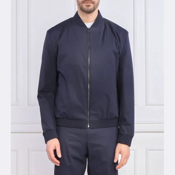 Куртка-Бомбер стандартного кроя ukashi232x Hugo, синий
Куртка-Бомбер стандартного кроя ukashi232x Hugo, синий