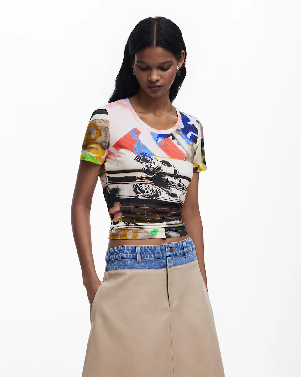 Женская футболка с коротким рукавом и принтом-коллажем Desigual, мультиколор
Женская футболка с коротким рукавом и принтом-коллажем Desigual, мультиколор