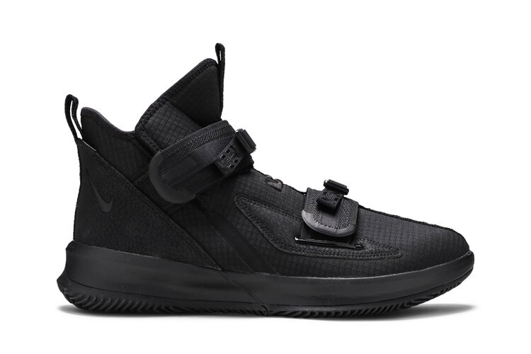 Кроссовки Nike LeBron Soldier 13 SFG, черный
Кроссовки Nike LeBron Soldier 13 SFG, черный