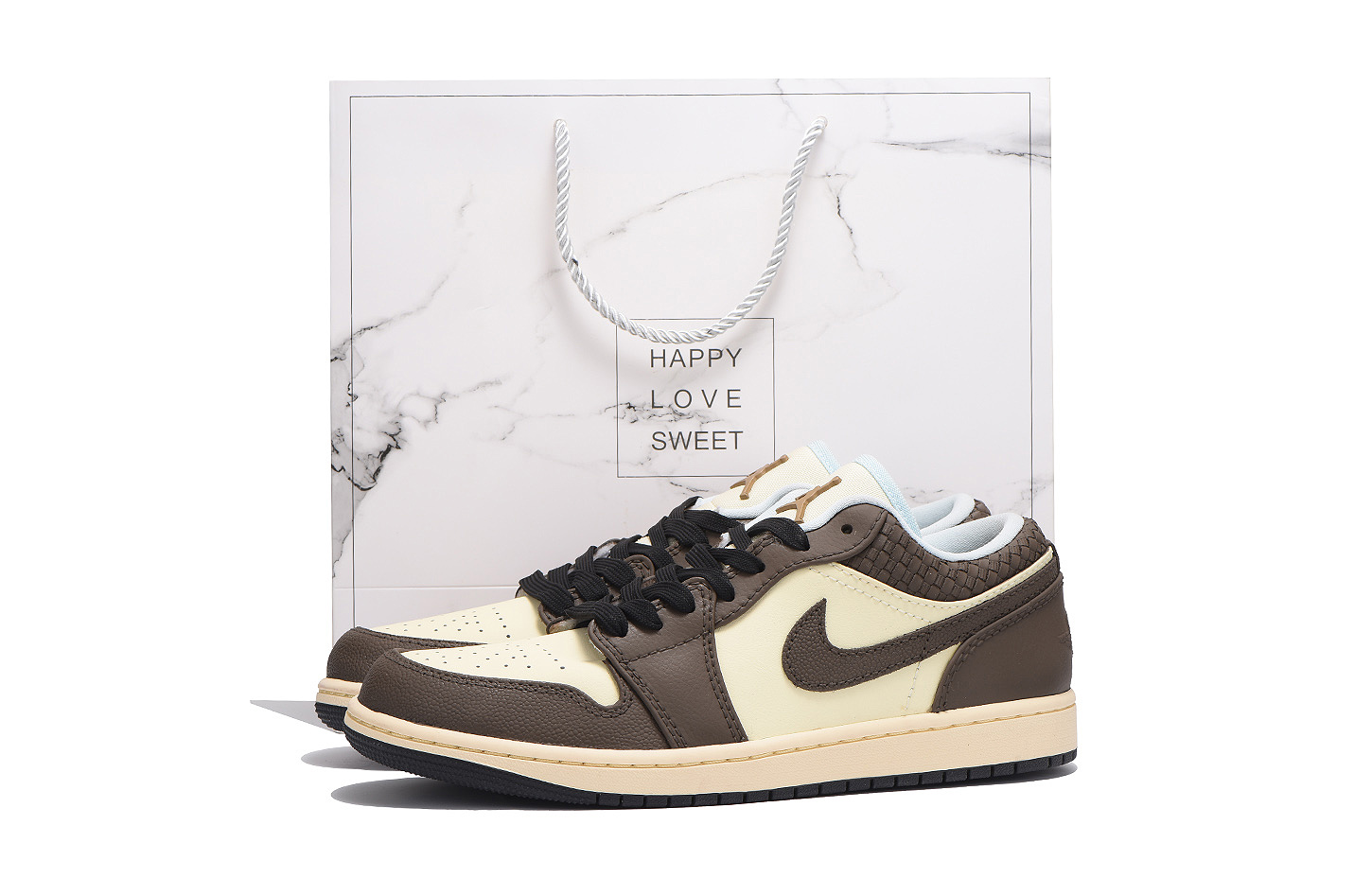 Jordan Баскетбольные кроссовки Air 1 с антискользящим и износостойким покрытием, низкие, винтажные, мужские, бежево-коричневые
Jordan Баскетбольные кроссовки Air 1 с антискользящим и износостойким покрытием, низкие, винтажные, мужские, бежево-коричневые