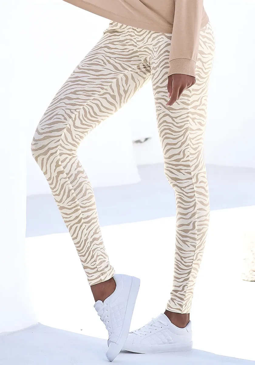 Брюки для сна LASCANA, мягкие, эластичные, цвет Ecru-Nougat
Брюки для сна LASCANA, мягкие, эластичные, цвет Ecru-Nougat