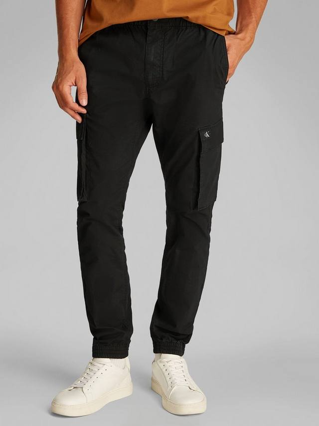 Узкие брюки-карго Calvin Klein, черный
Узкие брюки-карго Calvin Klein, черный