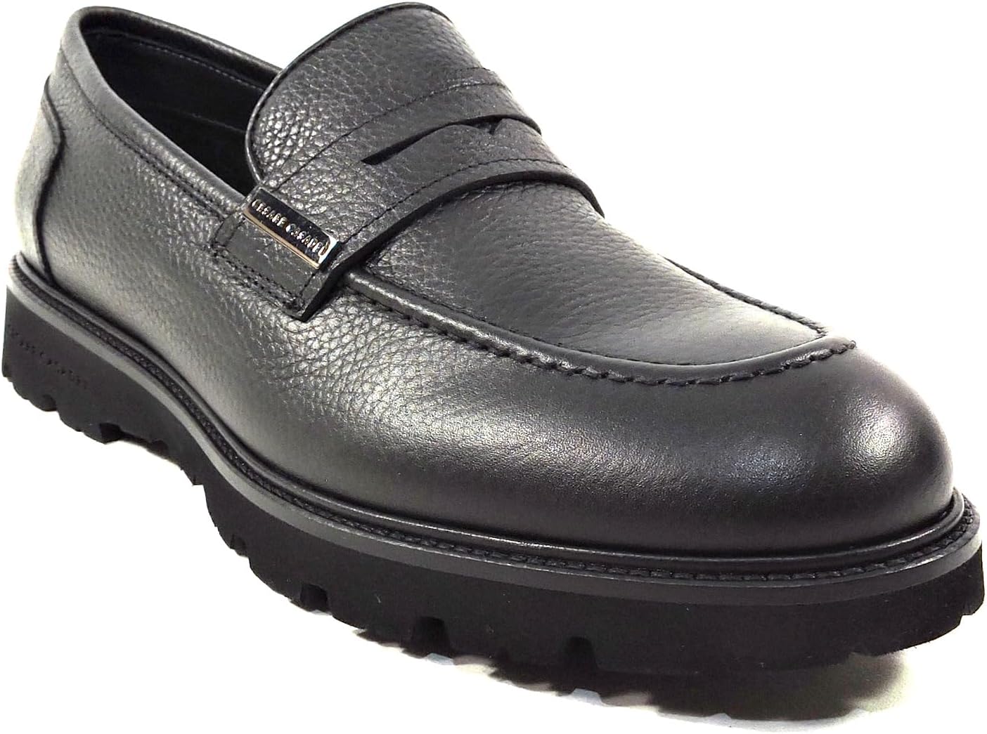 Мужские черные кожаные лоферы Casadei с монетницей и комфортной подошвой
Мужские черные кожаные лоферы Casadei с монетницей и комфортной подошвой