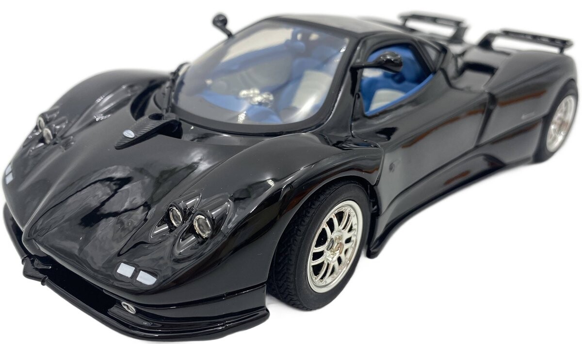 Модель PAGANI Zonda C12 1:18 Motormax 73147
Модель PAGANI Zonda C12 1:18 Motormax 73147