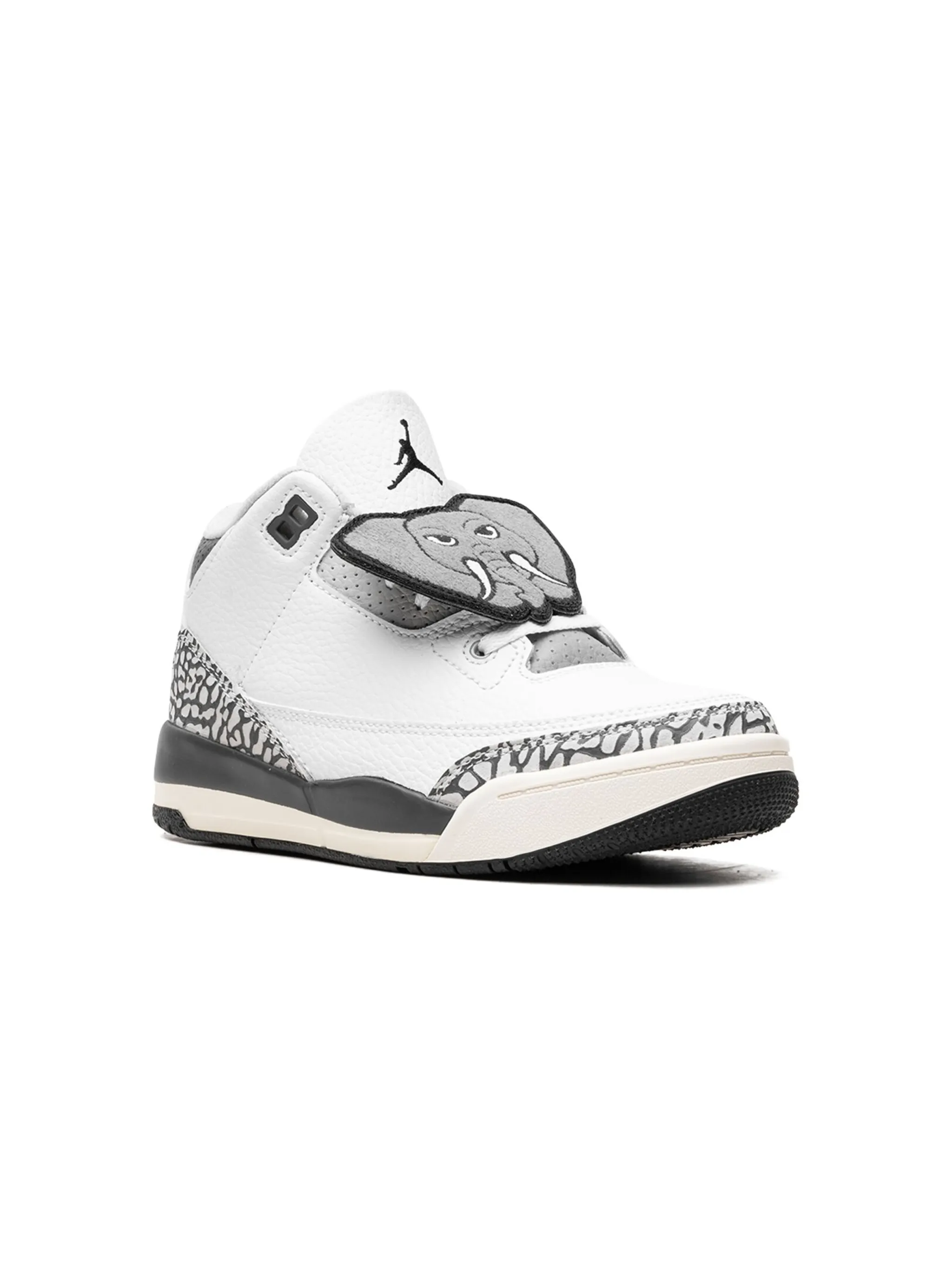 Кроссовки Air Jordan 3 Hide & Sneak Jordan Kids, белый
Кроссовки Air Jordan 3 Hide & Sneak Jordan Kids, белый