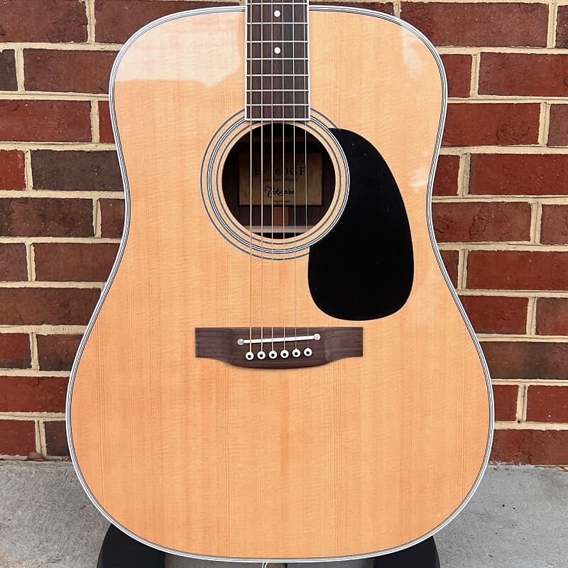 Акустическая гитара Takamine EF360GF Glenn Frey Signature Model, Sitka Spruce Top, Rosewood Back & Sides, CT 4B II Electronics, Hardshell Case
Акустическая гитара Takamine EF360GF Glenn Frey Signature Model, Sitka Spruce Top, Rosewood Back & Sides, CT 4B II Electronics, Hardshell Case