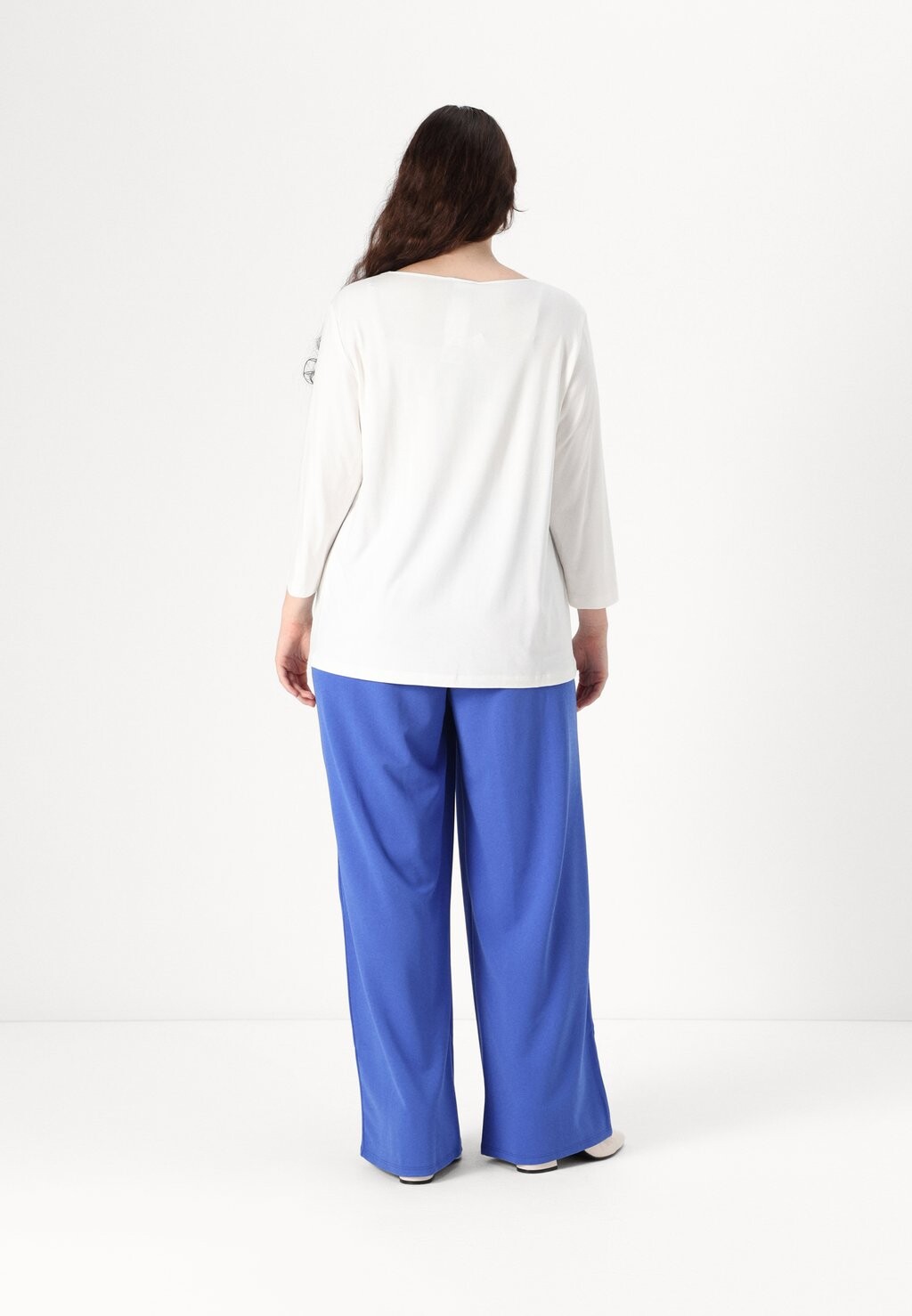 Блуза ANGIO Persona by Marina Rinaldi, белый
Блуза ANGIO Persona by Marina Rinaldi, белый