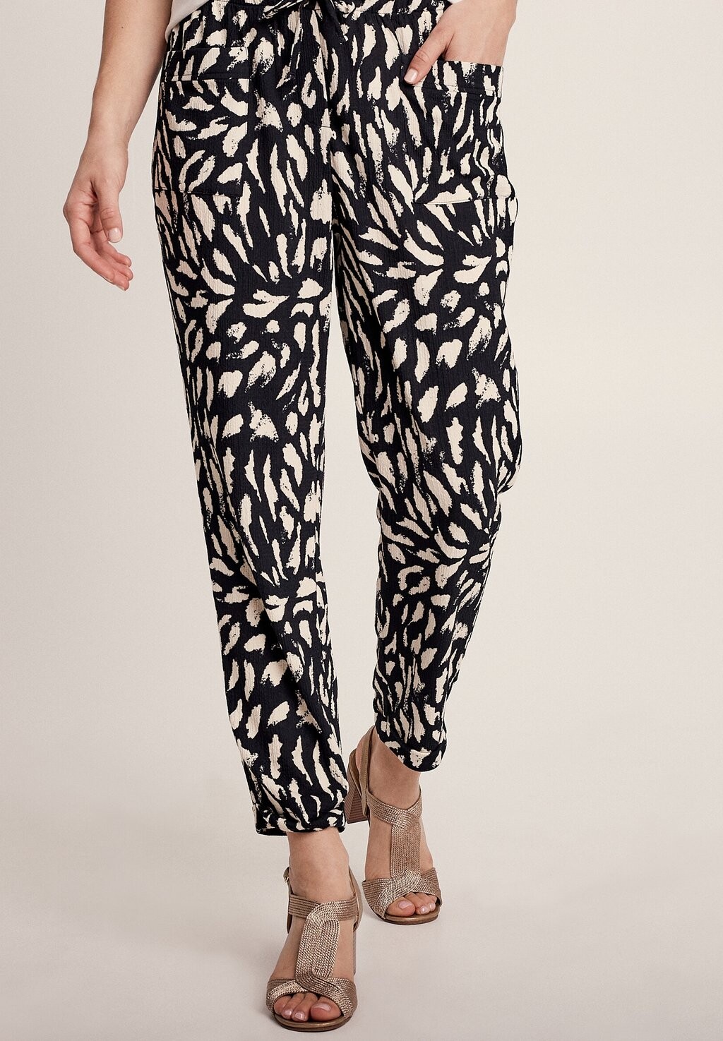 Брюки MIT SCHIEBER Breal, цвет noir
Брюки MIT SCHIEBER Breal, цвет noir