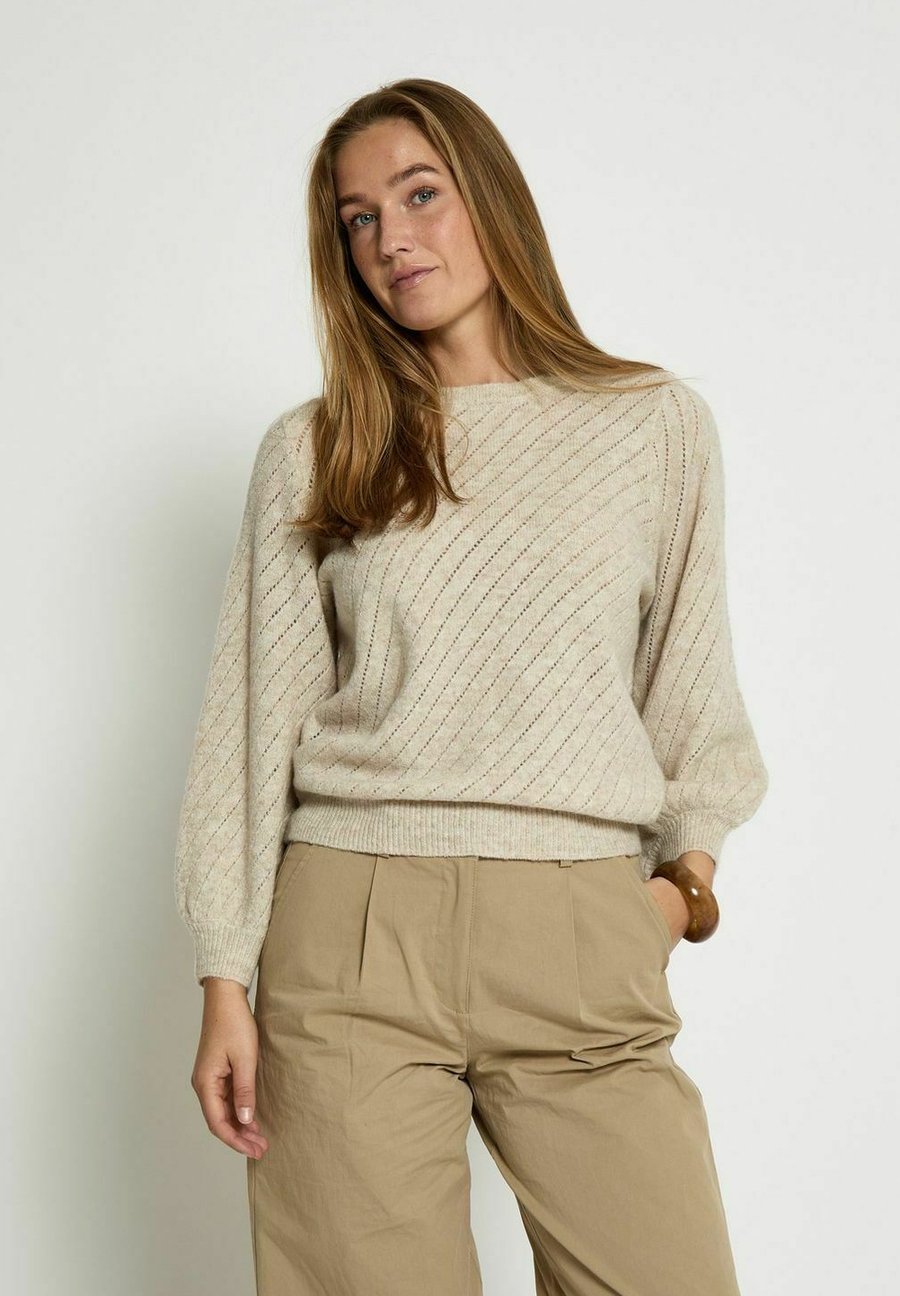 Джемпер PEPPERCORN Jumper, Fog Sand/Beige
Джемпер PEPPERCORN Jumper, Fog Sand/Beige