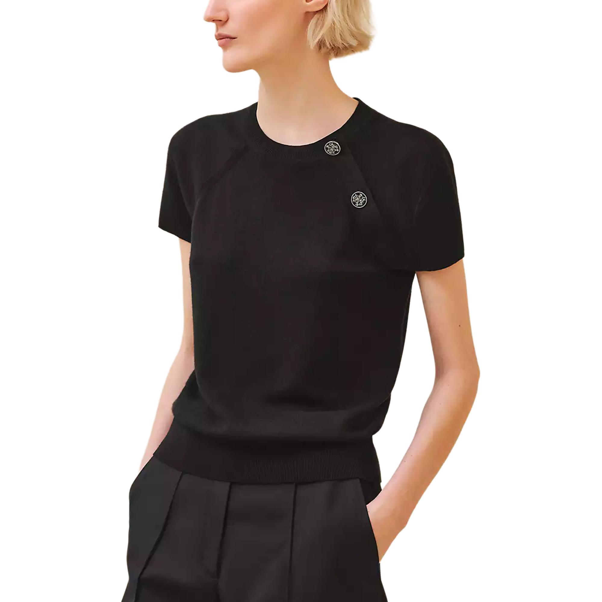 Кашемировый свитер женский черный HERMES
Кашемировый свитер женский черный HERMES